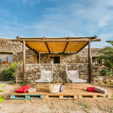 Dammuso Le Vigne * Pantelleria