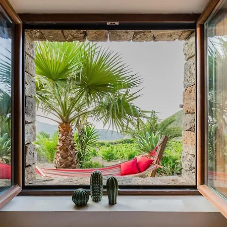 Dammuso Le Vigne * Pantelleria